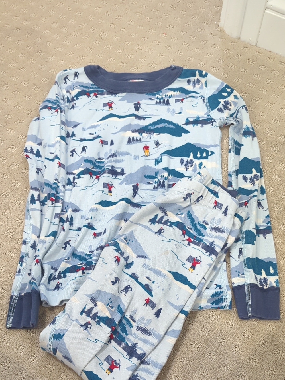 Hanna Andersson Light Blue Ski Scene Pajama Set